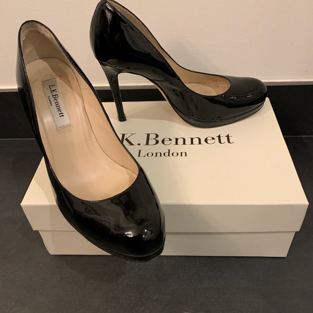 LK Bennett Women’s Sledge Pump, black, Size 7.5